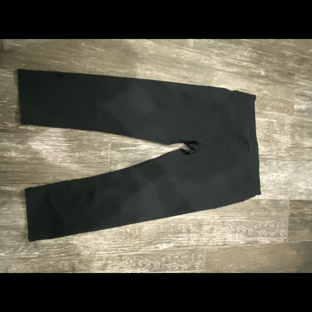 Fabletics capris